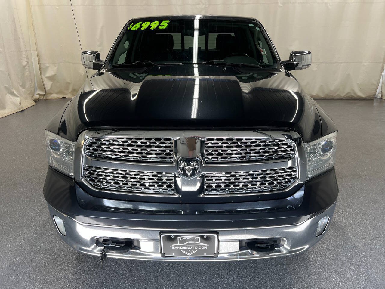 Used 2015 RAM 1500 Laramie w/ Convenience Group AWD/4WD image 2
