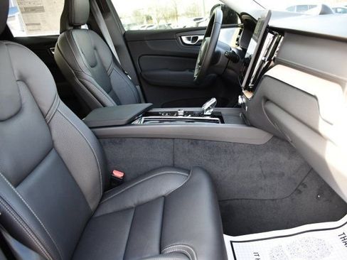 New 2026 Volvo XC60 B5 Ultra w/ Protection Package Premier AWD/4WD image 29
