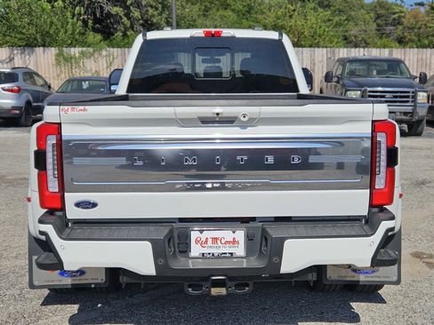 Certified 2024 Ford F350 Limited w/ FX4 Off-Road Package image 5