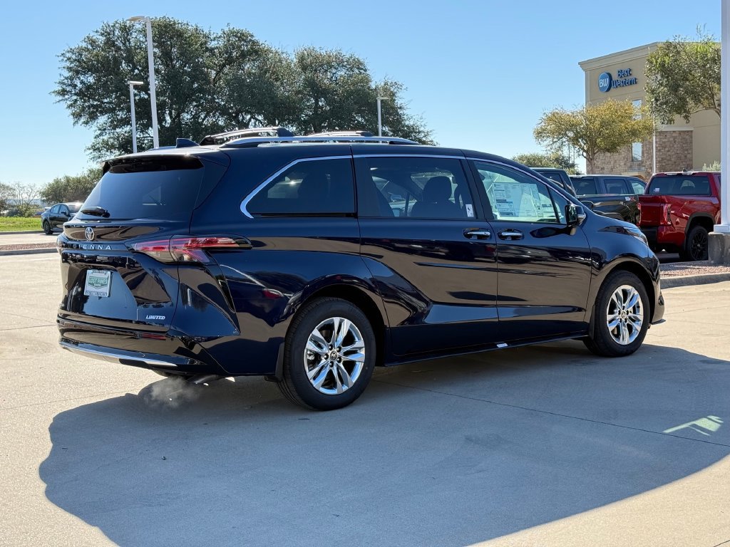 New 2026 Toyota Sienna Limited AWD/4WD image 4