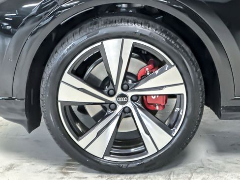 New 2025 Audi SQ5 Premium Plus image 25