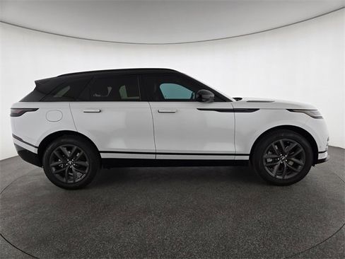 New 2026 Land Rover Range Rover Velar Dynamic SE image 28
