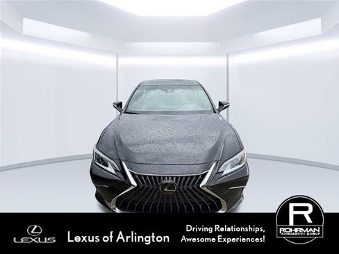 Used 2023 Lexus ES 350 w/ Premium Package FWD image 2