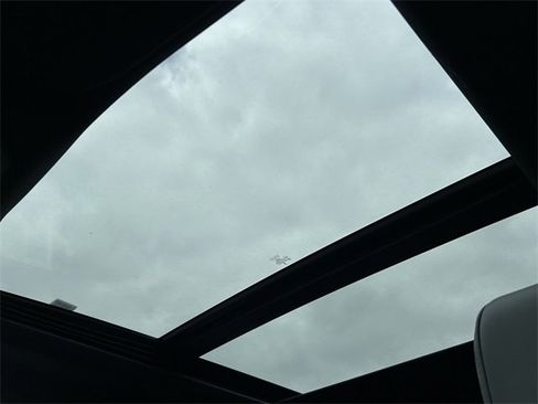 New 2025 Ford F150 Lightning Lariat image 15