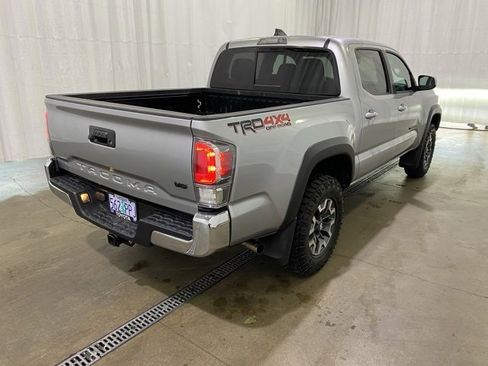 Certified 2023 Toyota Tacoma TRD Off-Road image 4