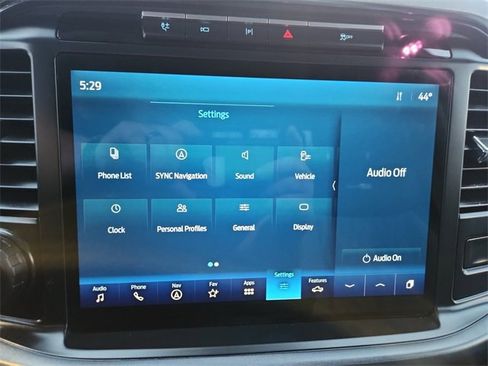 Used 2023 Ford F150 Limited image 23