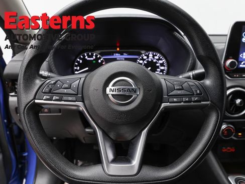 Used 2023 Nissan Sentra SV FWD image 10