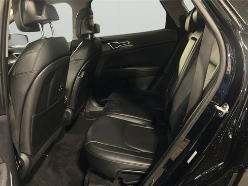 Used 2023 Kia Sportage EX FWD image 11