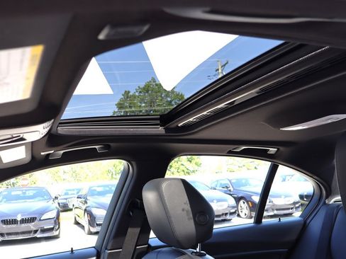 Used 2014 BMW 335i Sedan RWD image 21