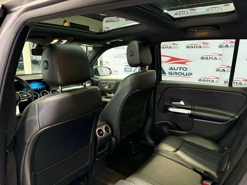 Used 2023 Mercedes-Benz GLB 250 w/ Premium Package image 31