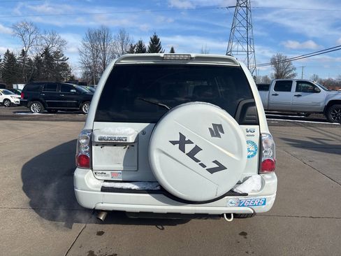 Used 2004 Suzuki XL7 LX image 3