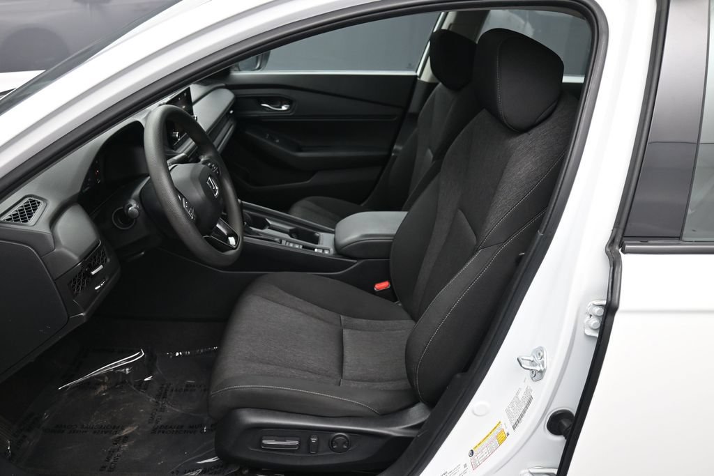 Certified 2023 Honda Accord EX image 19