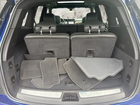 Used 2025 Cadillac XT6 Premium Luxury w/ Platinum Package AWD/4WD image 26
