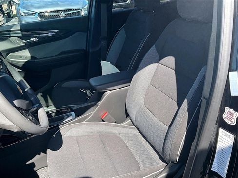 Used 2025 Chevrolet TrailBlazer LT AWD/4WD image 23
