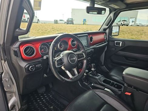 Used 2018 Jeep Wrangler Unlimited Rubicon w/ Dual Top Group AWD/4WD image 10