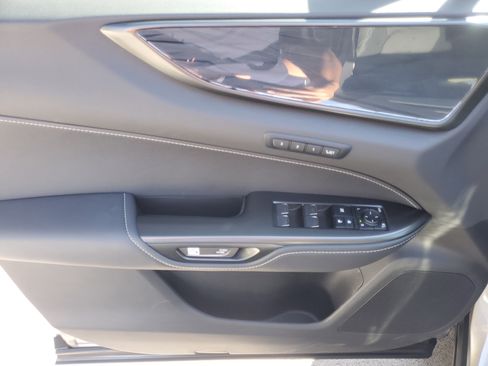 Certified 2022 Lexus NX 250 FWD w/ Premium Package image 19