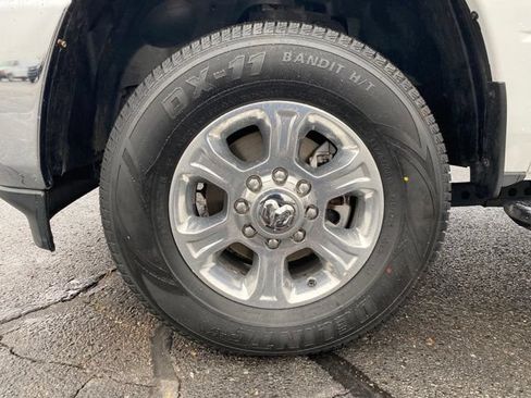 Used 2024 RAM 2500 Big Horn AWD/4WD image 22