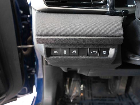 Used 2025 Toyota Camry LE FWD image 11