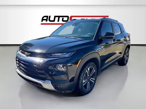 Used 2023 Chevrolet TrailBlazer LT image 3
