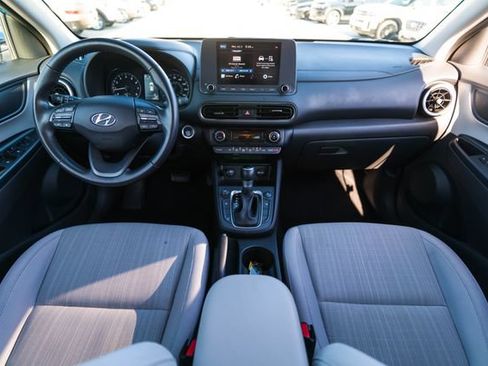 Certified 2022 Hyundai Kona SEL w/ Convenience Package AWD/4WD image 13