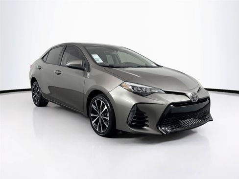 Used 2017 Toyota Corolla SE FWD image 8