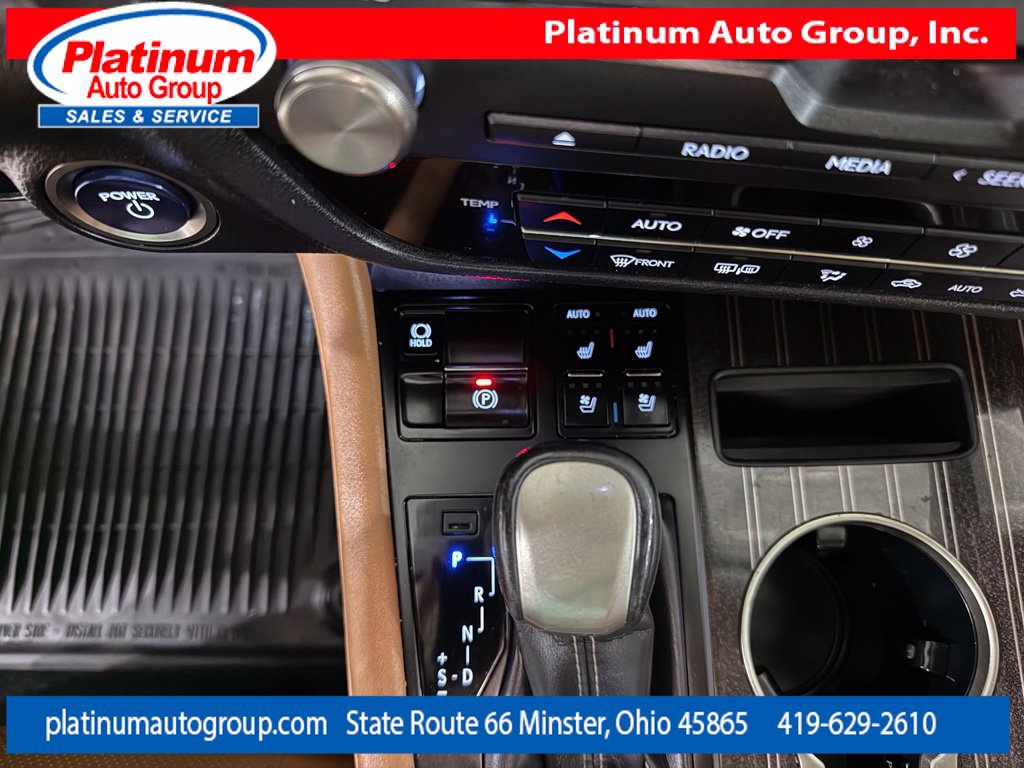 Used 2022 Lexus RX 450h AWD w/ Luxury Package image 21