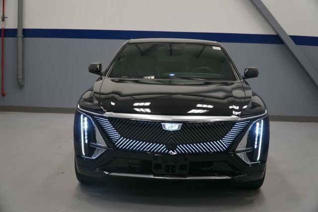 Certified 2024 Cadillac Lyriq Tech AWD/4WD image 11