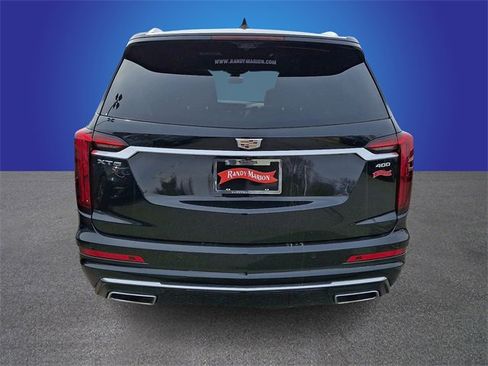 Used 2022 Cadillac XT6 Premium Luxury w/ Platinum Package image 6