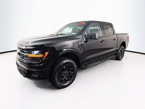 Used 2025 Ford F150 XLT w/ Equipment Group 301A Standard AWD/4WD image 3
