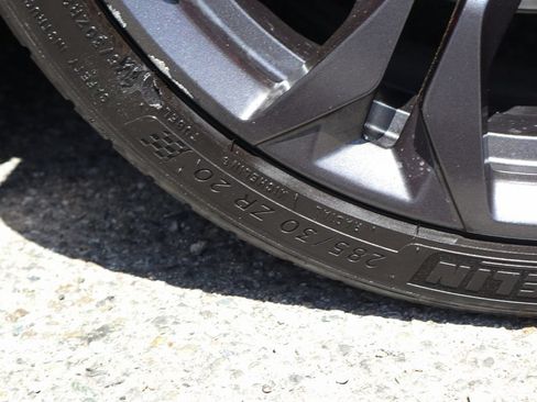 Used 2021 Chevrolet Camaro SS RWD image 40