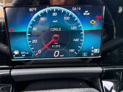 Certified 2023 Mercedes-Benz GLA 250 image 7