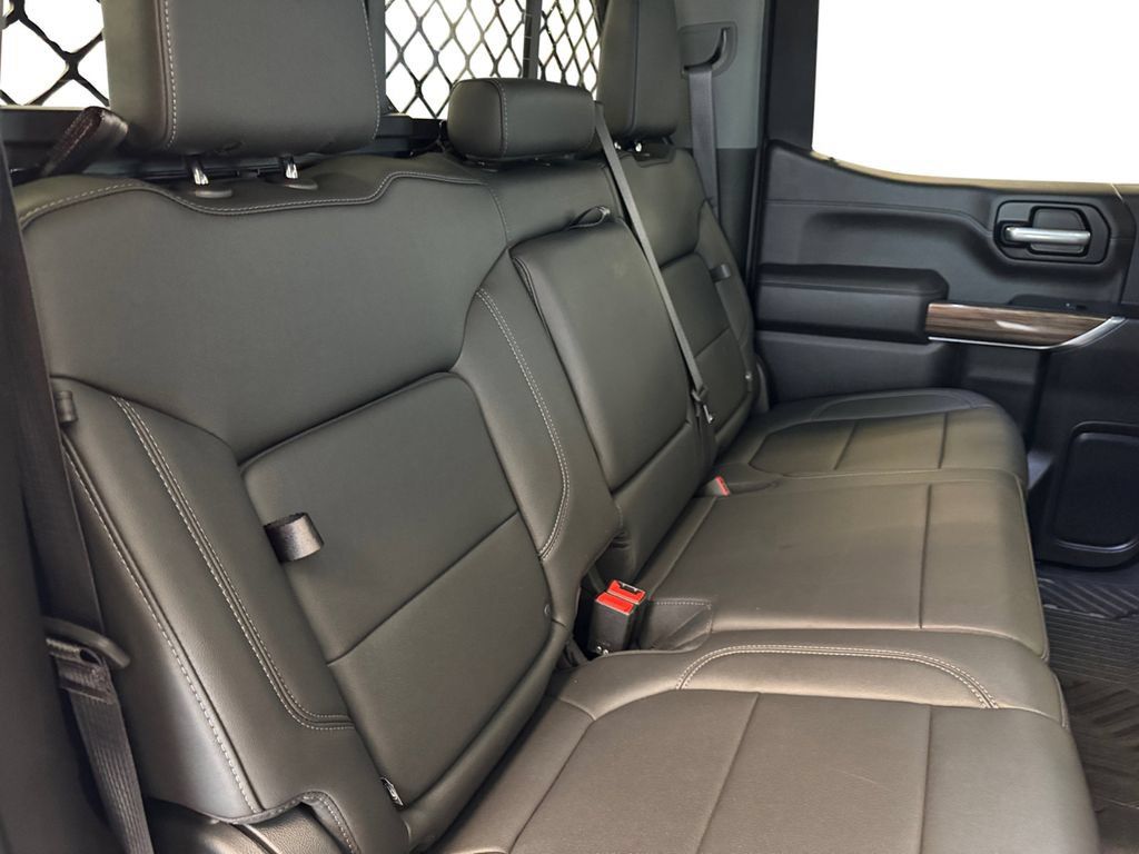 Used 2021 Chevrolet Silverado 1500 LT Trail Boss w/ Convenience Package II AWD/4WD image 18