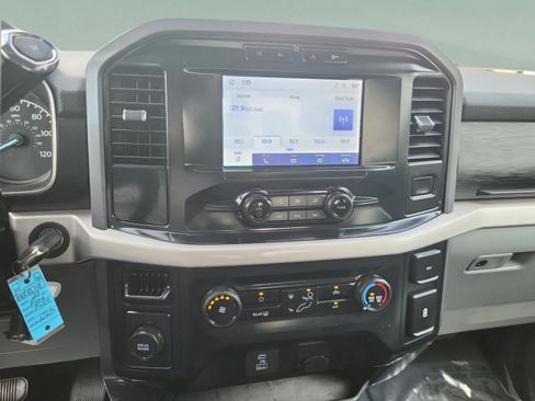 Used 2023 Ford F150 XLT image 13