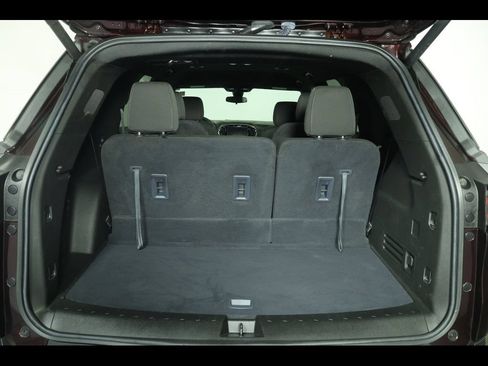 Used 2023 Chevrolet Traverse LT AWD/4WD image 14