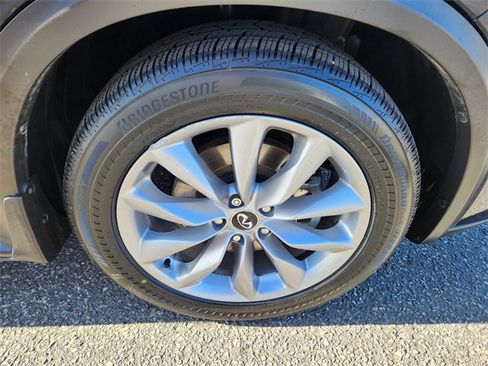 Used 2019 INFINITI QX50 Luxe w/ Navigation Package image 23