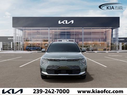 New 2026 Kia Niro Wind FWD image 2