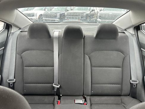 Used 2019 Hyundai Elantra SE w/ Cargo Package FWD image 25