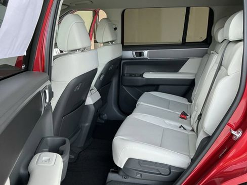 New 2026 Hyundai Santa Fe SEL AWD/4WD image 11