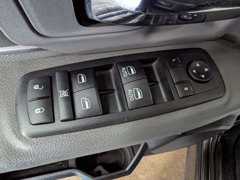 Used 2020 RAM 1500 Classic Warlock w/ Electronics Group image 9