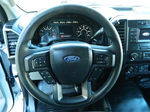 Used 2020 Ford F150 XL w/ Equipment Group 101A Mid AWD/4WD image 18