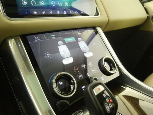 Used 2022 Land Rover Range Rover Sport HSE Silver Edition image 27