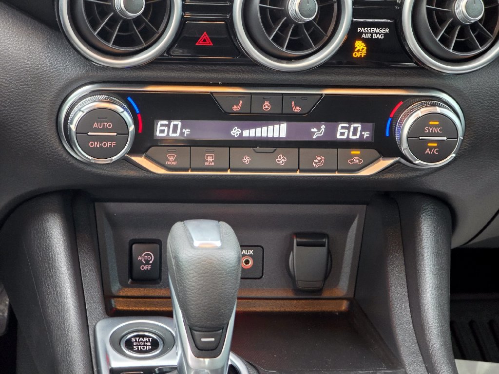 Used 2025 Nissan Sentra SV w/ All-Weather Package FWD image 17