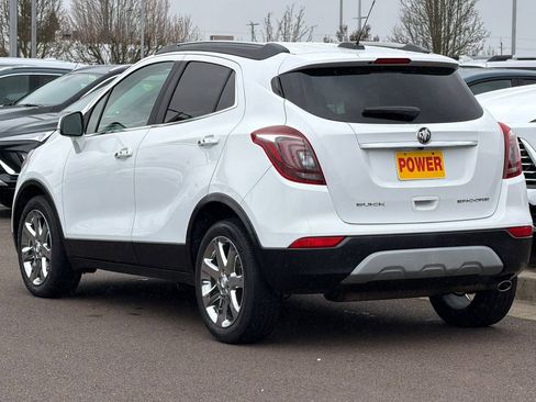 Used 2017 Buick Encore Essence w/ Experience Buick Package FWD image 6