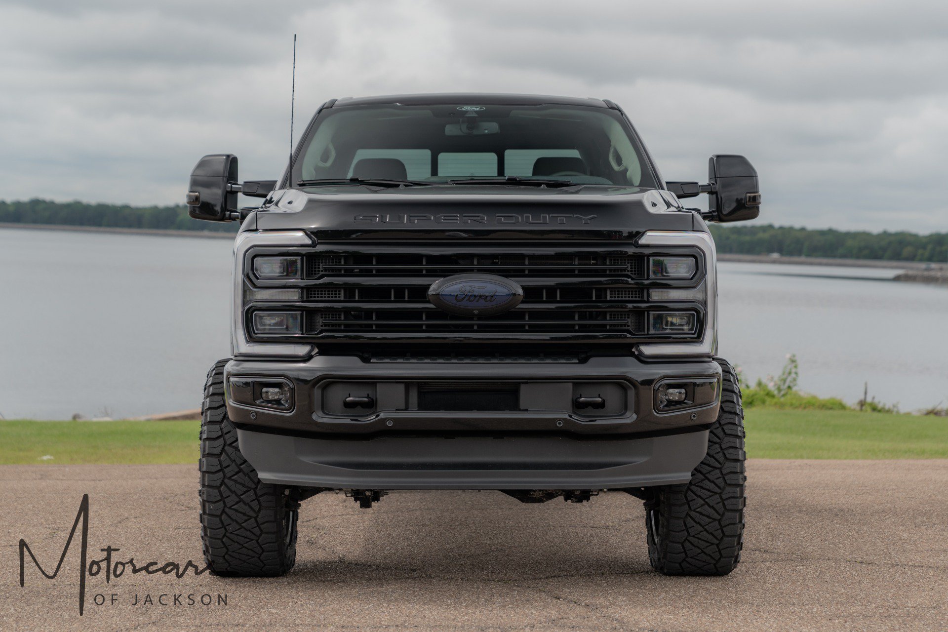 Used 2025 Ford F250 Platinum w/ Platinum Plus Package AWD/4WD image 6