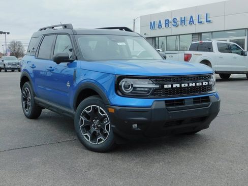 New 2025 Ford Bronco Sport Outer Banks w/ Outer Banks Tech Package+ image 2