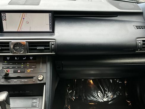 Used 2019 Lexus IS 350 F Sport w/ F Sport Package RWD image 28