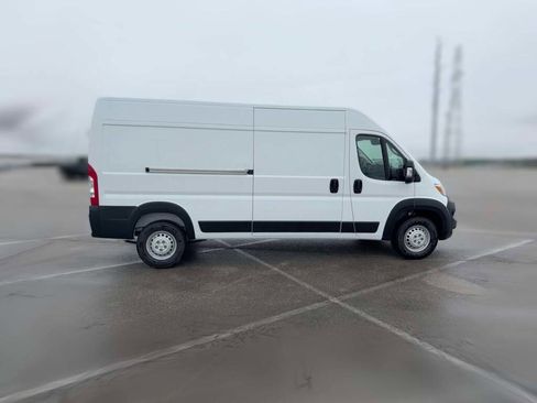 New 2026 RAM ProMaster 2500 image 14