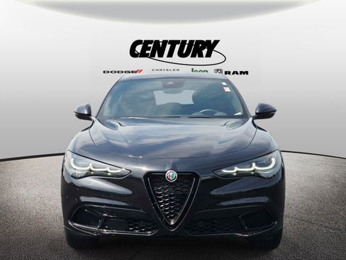 Used 2024 Alfa Romeo Stelvio Sprint AWD/4WD image 9