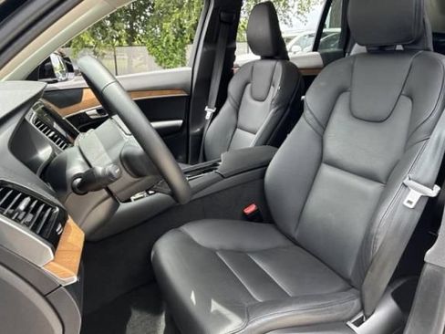 Used 2024 Volvo XC90 B6 Plus AWD/4WD image 18