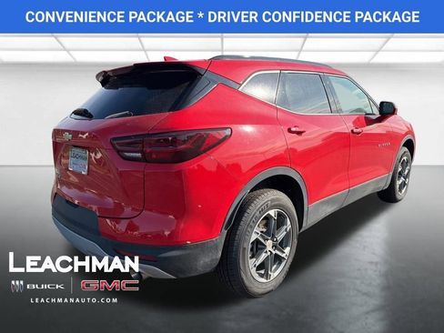 Certified 2024 Chevrolet Blazer LT w/ Convenience Package FWD image 3